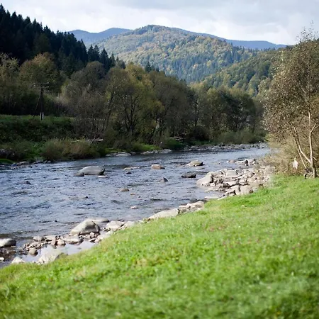 клуб яремчанський * Yaremtche