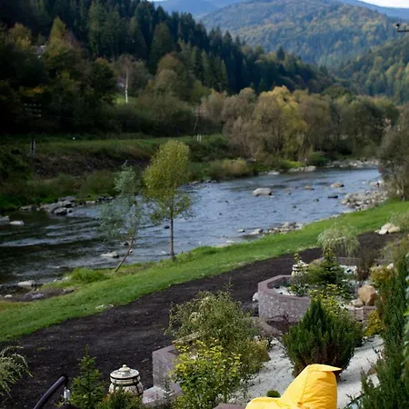 Hotel клуб яремчанський *