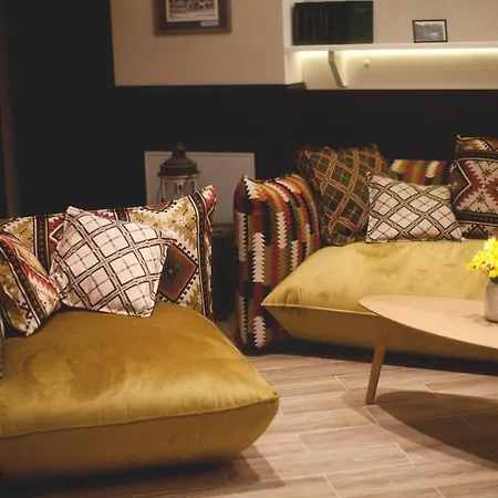 клуб яремчанський Hotel Yaremtche